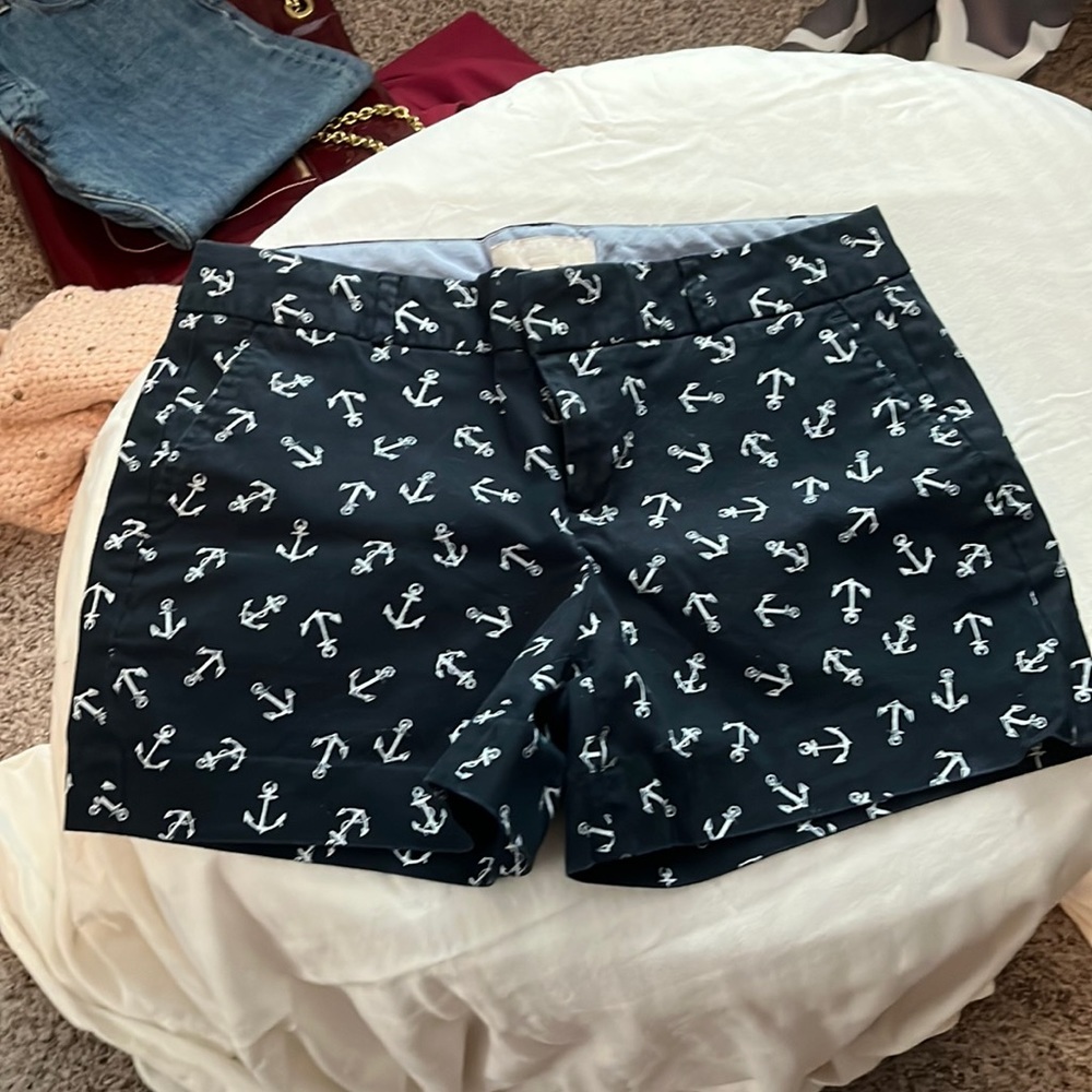 Banana Republic size 6p nautical shorts